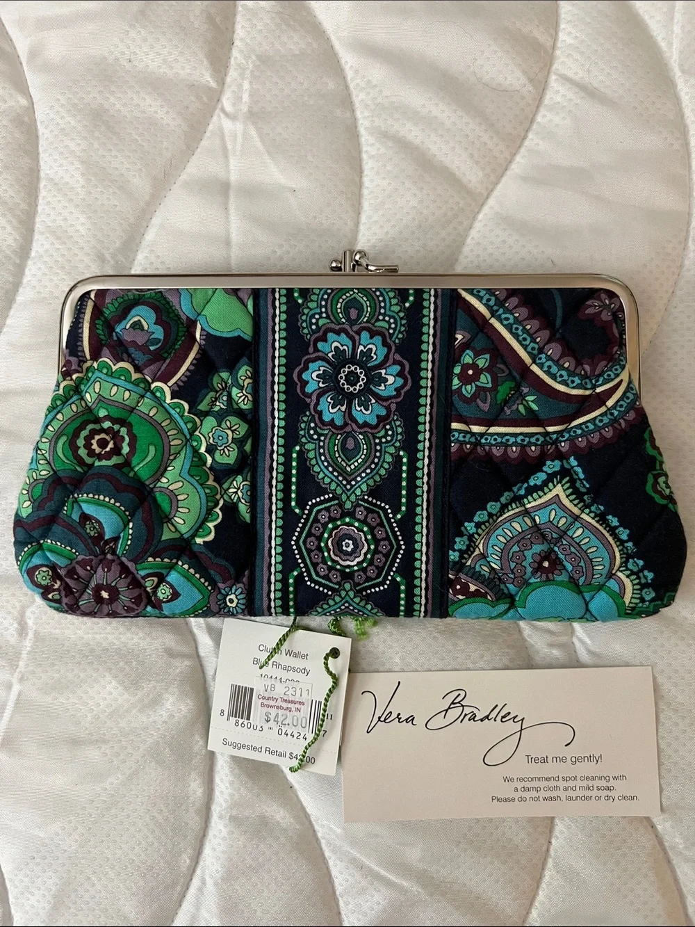 Vera Bradley Clutch Wallet - Picture 1 of 5